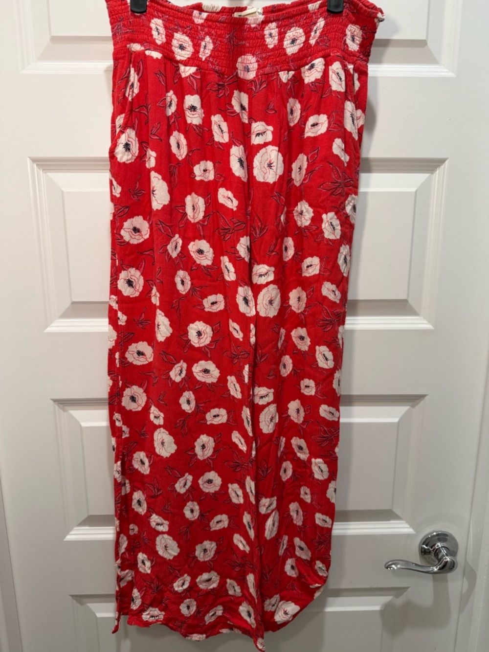 Billabong Red Floral Pants